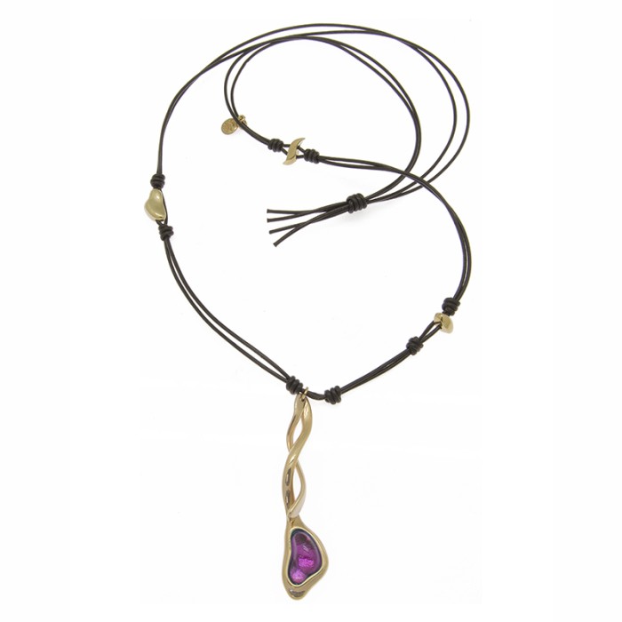 COLLAR LARGO CON CUERO ORO812