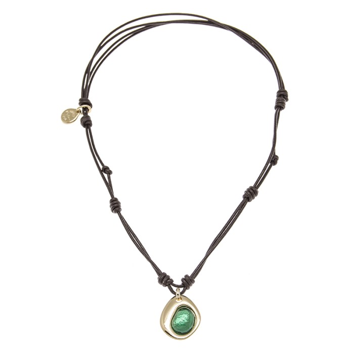 COLLAR CON CUERO ORO800