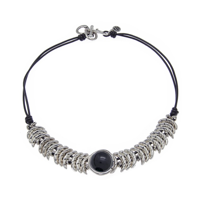 COLLAR ESCAMAS DE CUERO