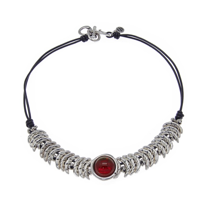 COLLAR ESCAMAS DE CUERO