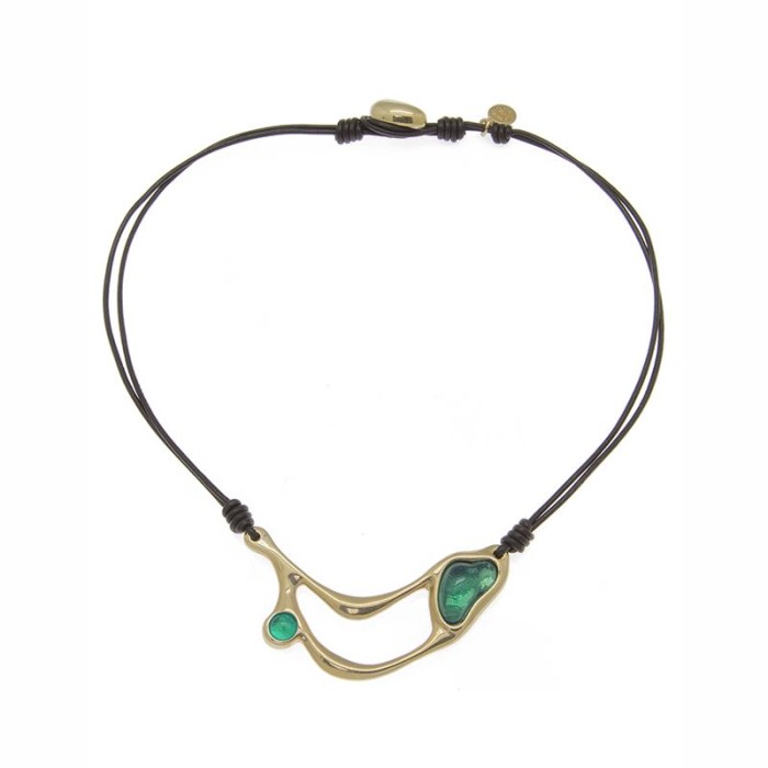 COLLAR CON CUERO ORO813