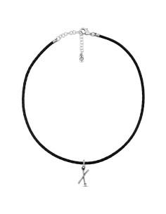 Collar con cuero y letra...