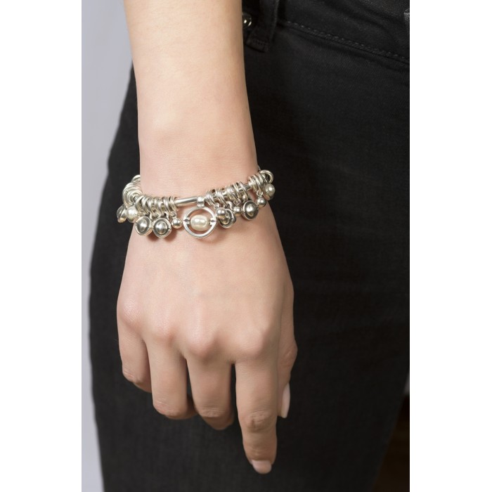 Pulsera Ünique con charms y perla