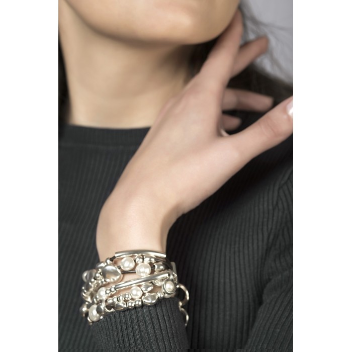 Pulsera Liberte con cuero y perla