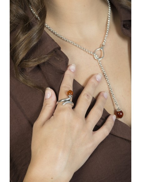 Anillo Amira